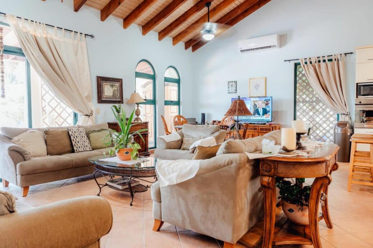 パームビーチ The Elegance Of Tierra Del Sol With Private Poolヴィラ エクステリア 写真